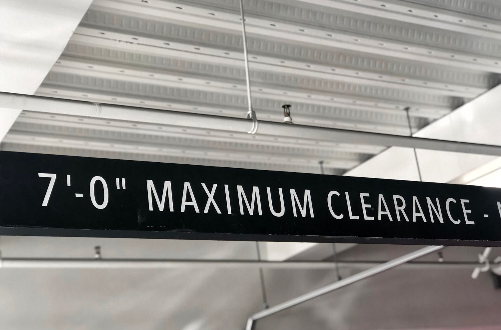 Key Strategies for Implementing Height Clearance Signage